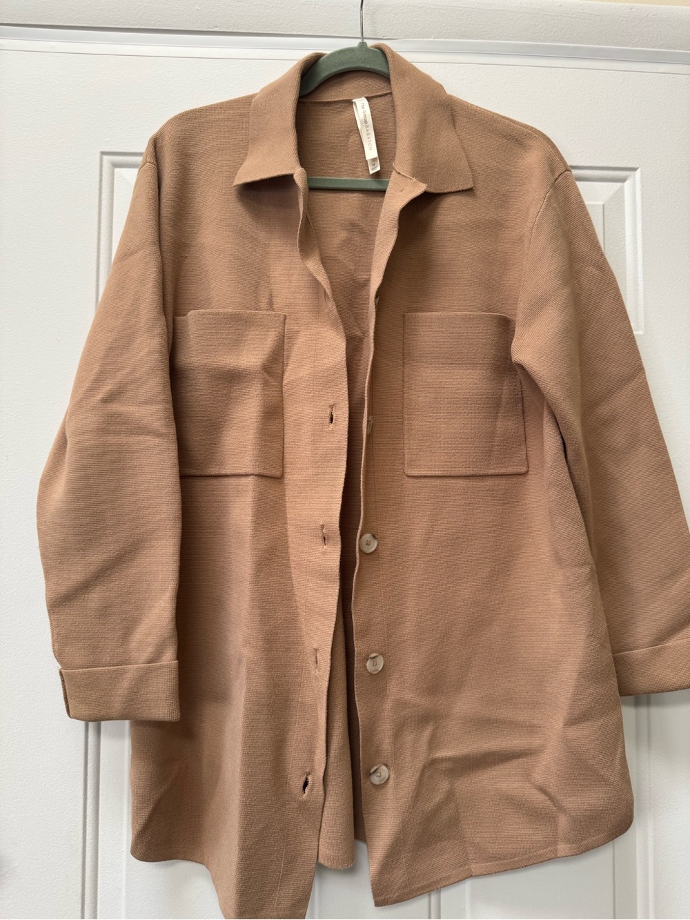 Aritzia Babaton Women's Camel Button-Front Shacket
